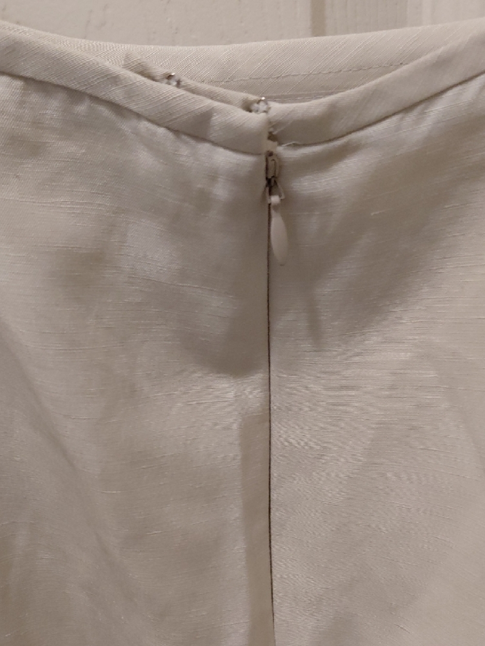 Preston & York Cream Straight Midi Skirt - Picture 4 of 8